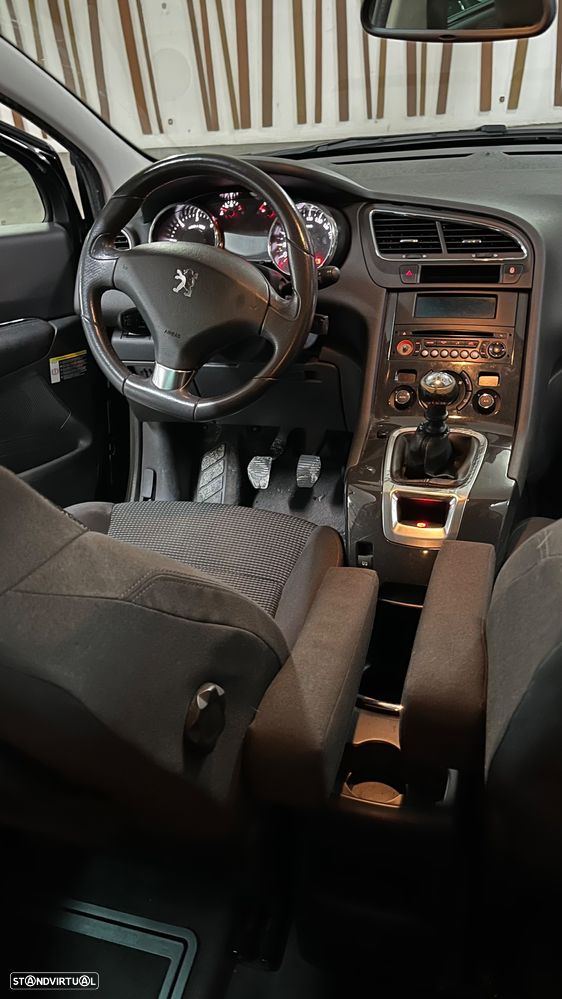 Peugeot 5008 1.6 HDi 7L Allure J17 - 9