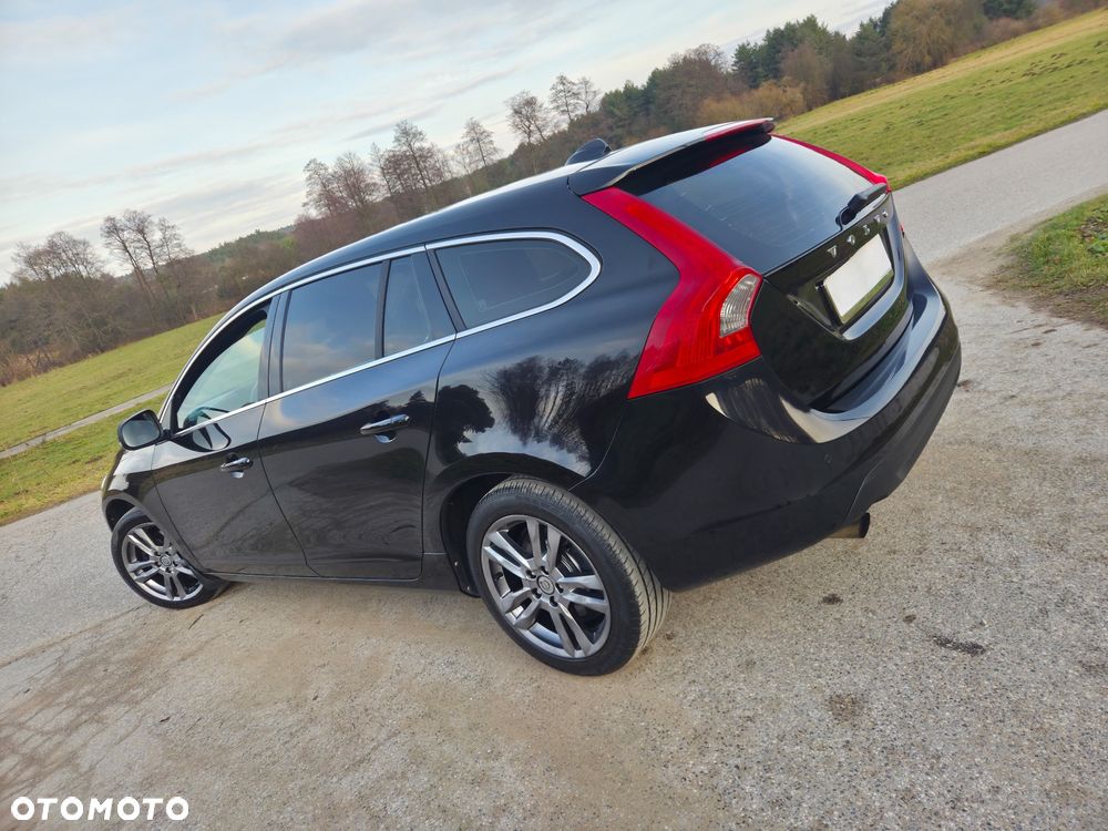 Volvo V60 D3 Geartronic Momentum - 5