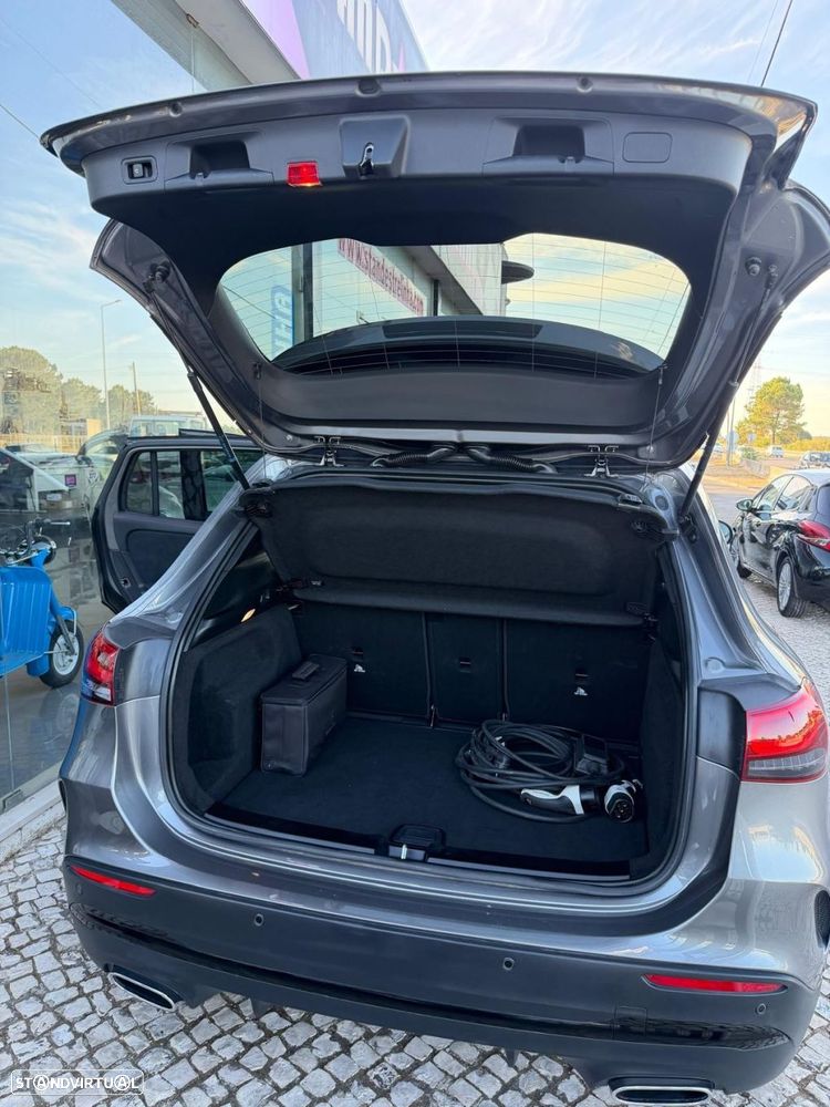 Mercedes-Benz GLA 250 e AMG Line - 15