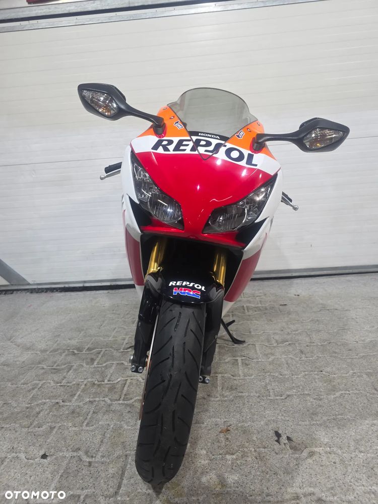 Honda CBR - 16
