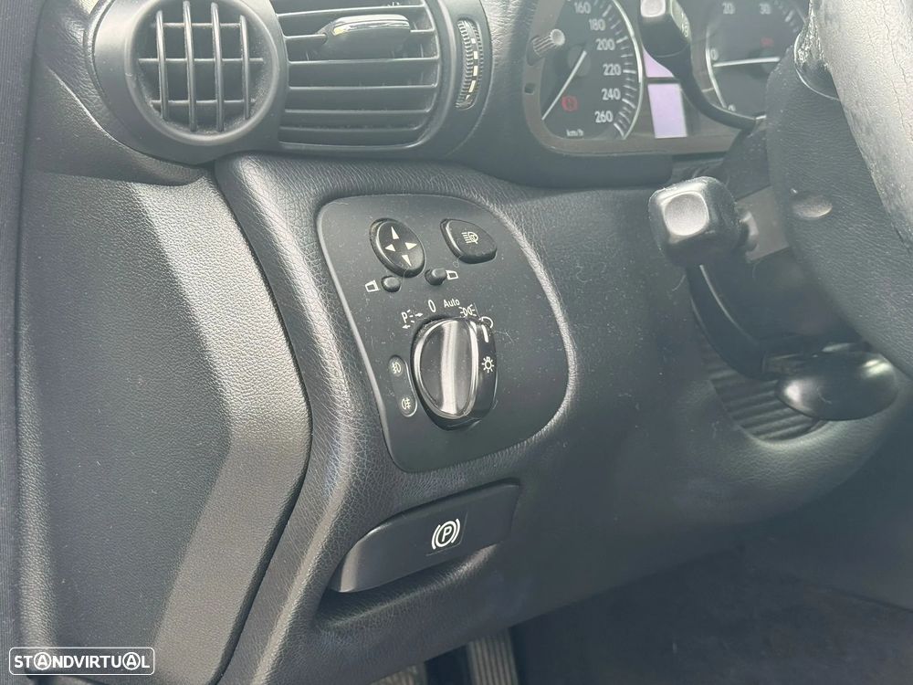 Mercedes-Benz C 220 CDI Elegance DPF - 20