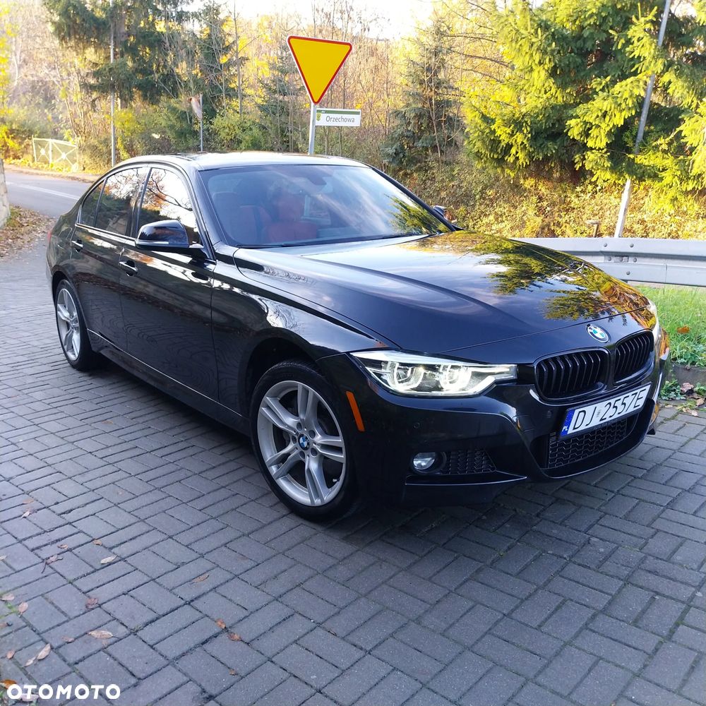 BMW Seria 3 330i xDrive M Sport - 3