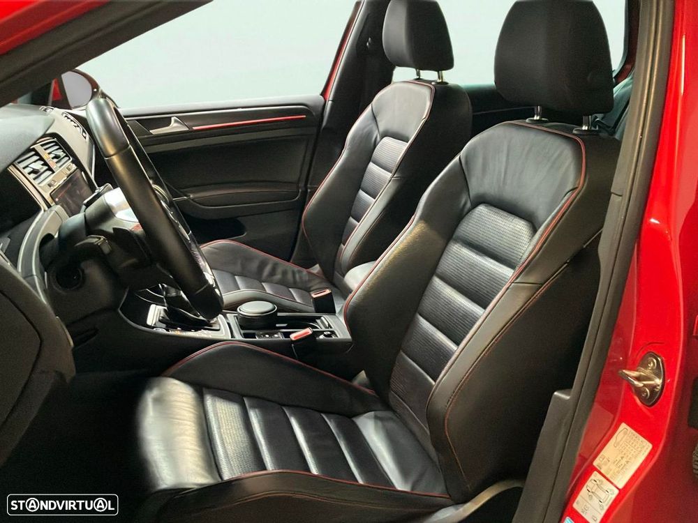 VW Golf 2.0 TSI GTI DSG Performance - 16