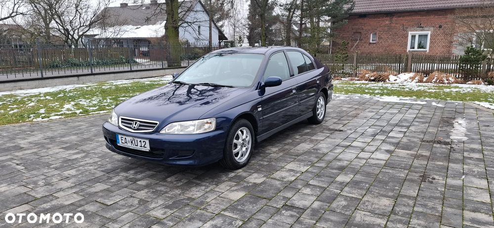 Honda Accord 1.8i S - 6