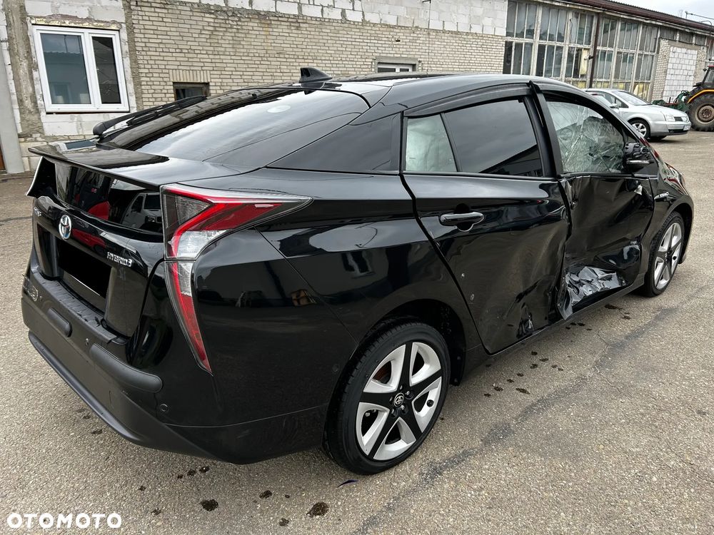 Toyota Prius Hybrid - 1