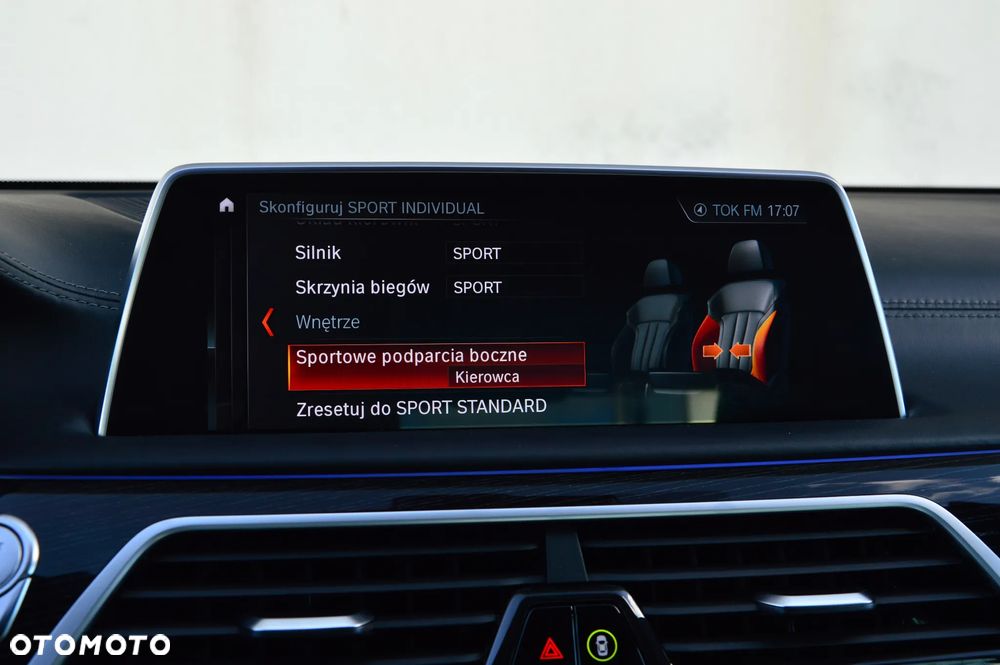 BMW Seria 7 750d xDrive - 34