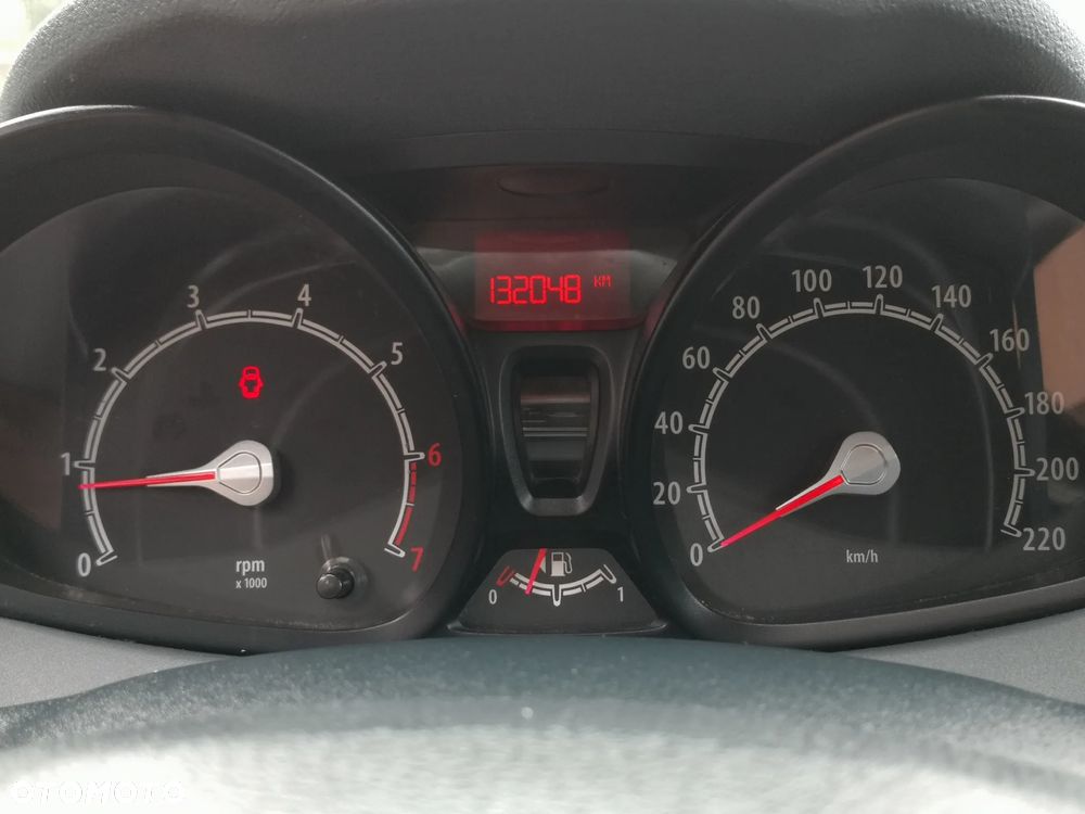 Ford Fiesta 1.25 Trend - 21