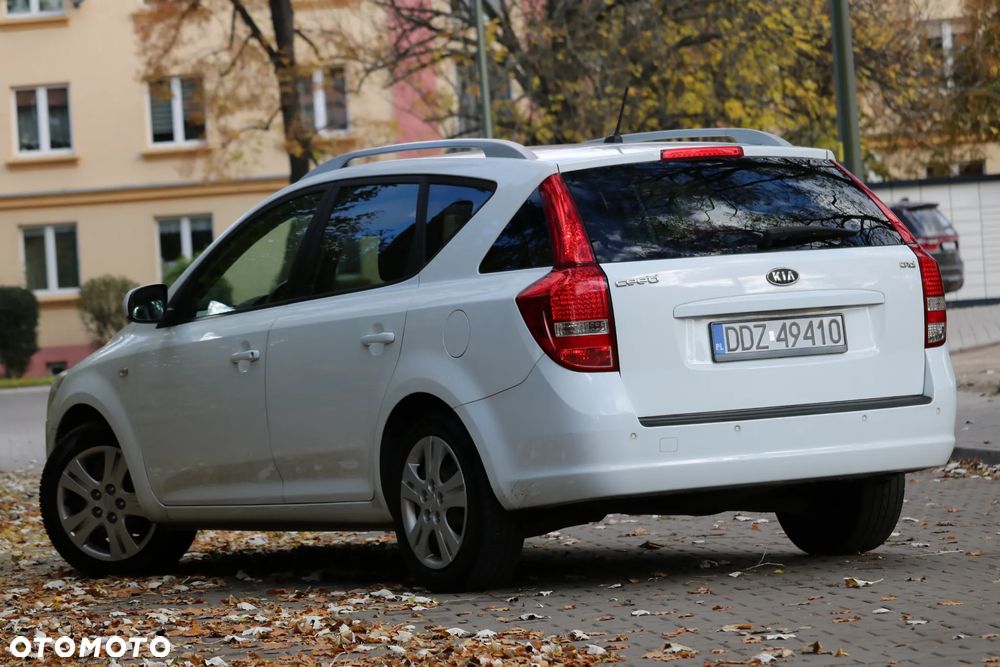 Kia Ceed Cee'd 1.6 Crdi Optimum + - 22