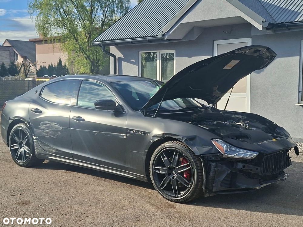 Maserati Ghibli GranSport - 3