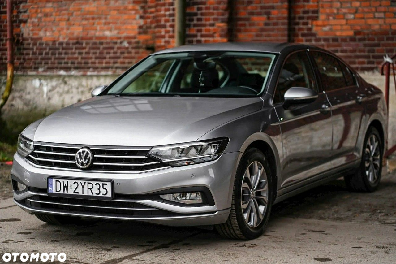 Volkswagen Passat - 22