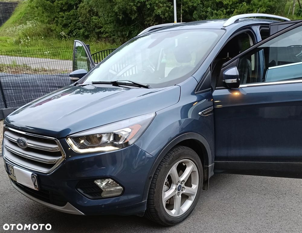 Ford Escape 2.0 EcoBoost AWD Titanium - 2