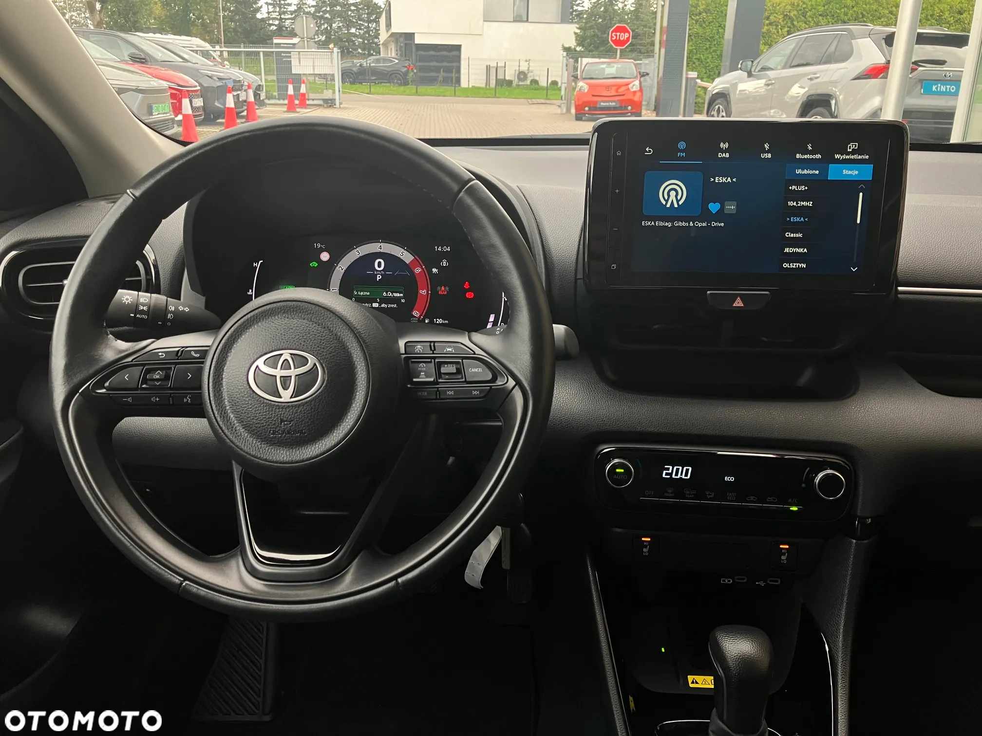 Toyota Yaris Hybrid 1.5 Style - 20