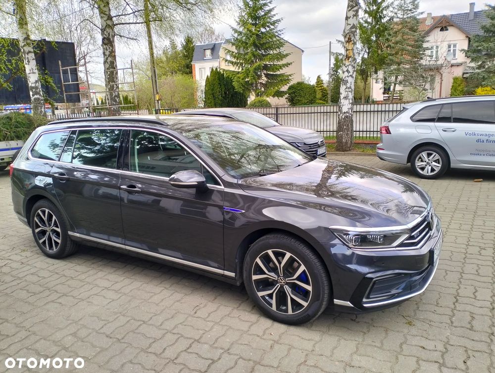 Volkswagen Passat - 6