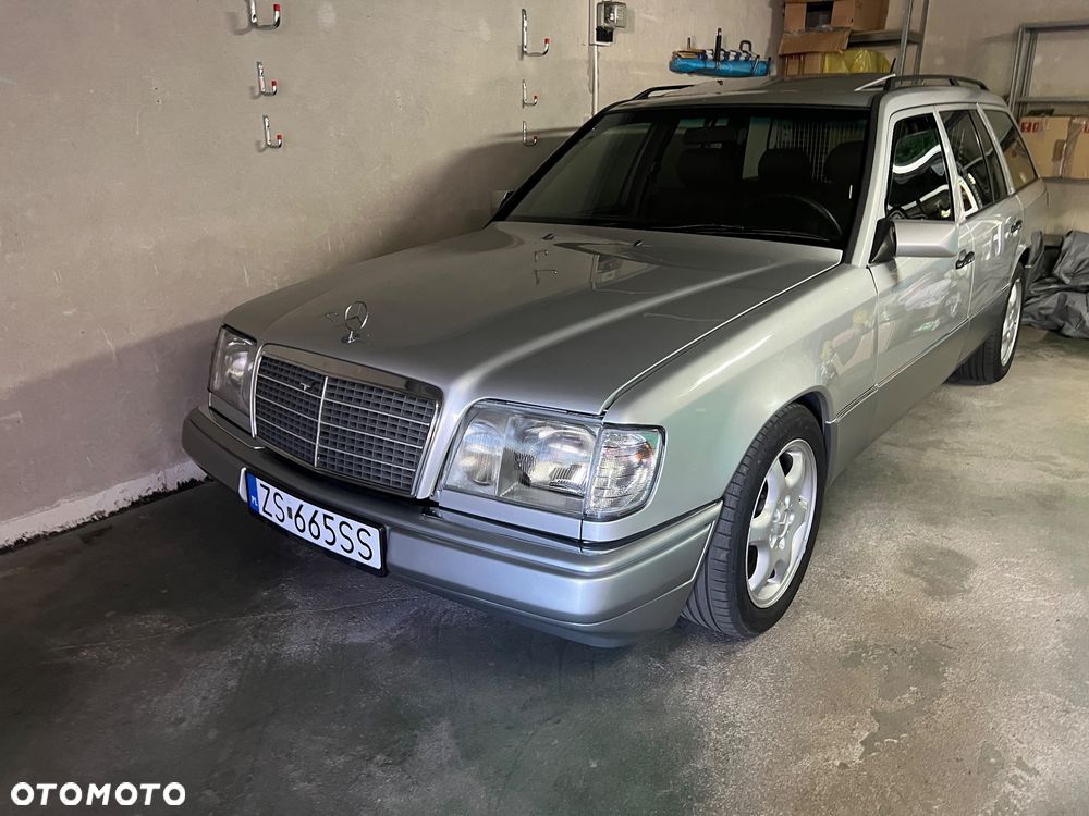 Mercedes-Benz W124 (1984-1993) - 25