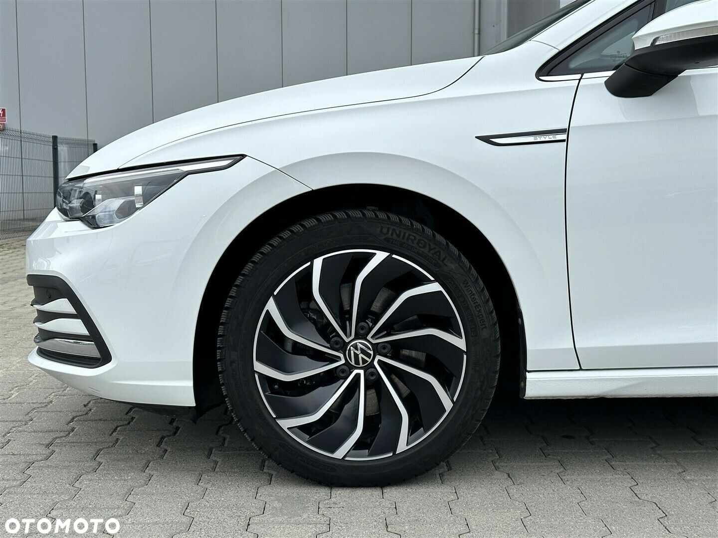Volkswagen Golf - 34