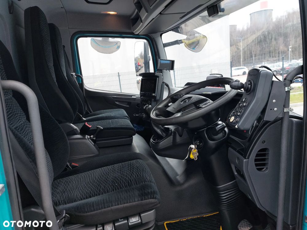 Mercedes-Benz Atego - 12