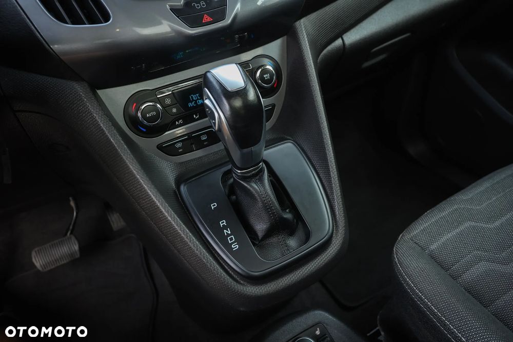 Ford Tourneo Connect Gr 1.5 TDCi Titanium PowerShift - 26