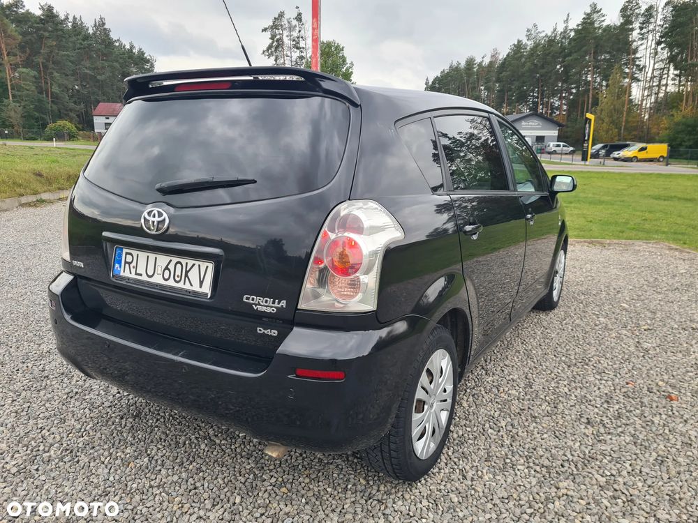 Toyota Corolla Verso - 7