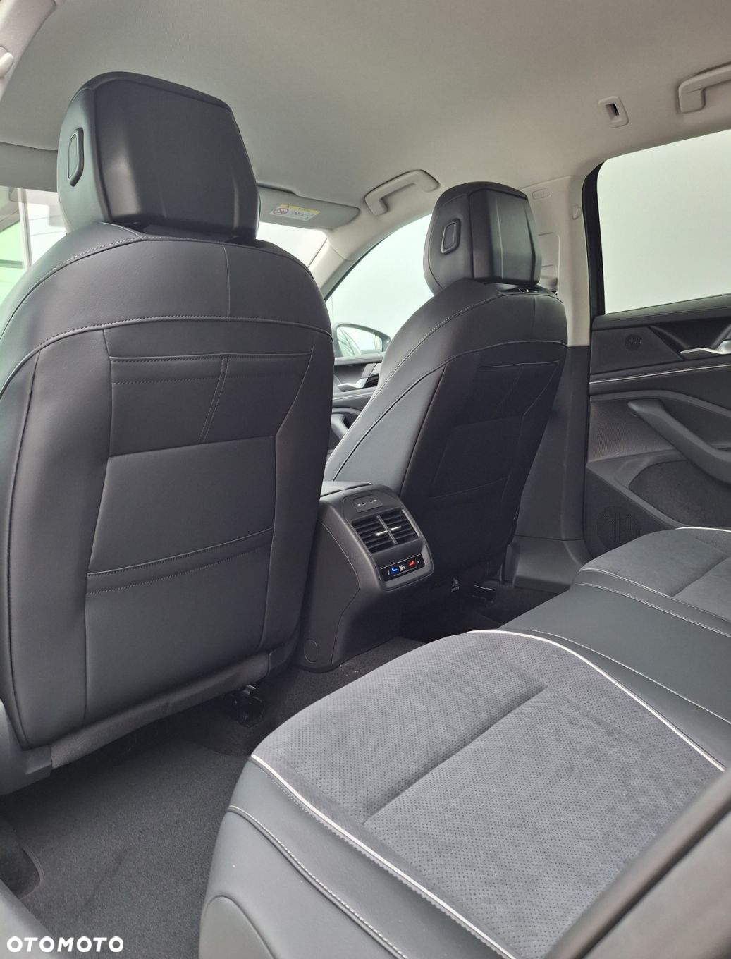 Volkswagen Passat - 27
