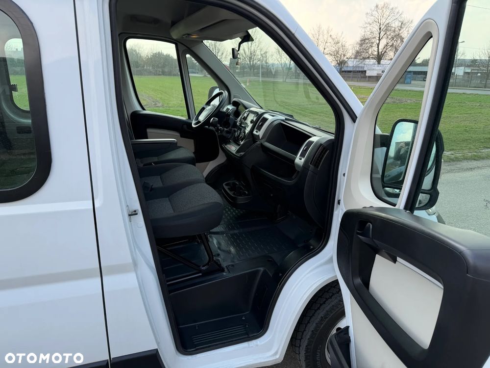 Fiat Ducato * 2.3/130KM * DOKA / Brygadówka * 7 Osób * Skrzyniowy * - 34
