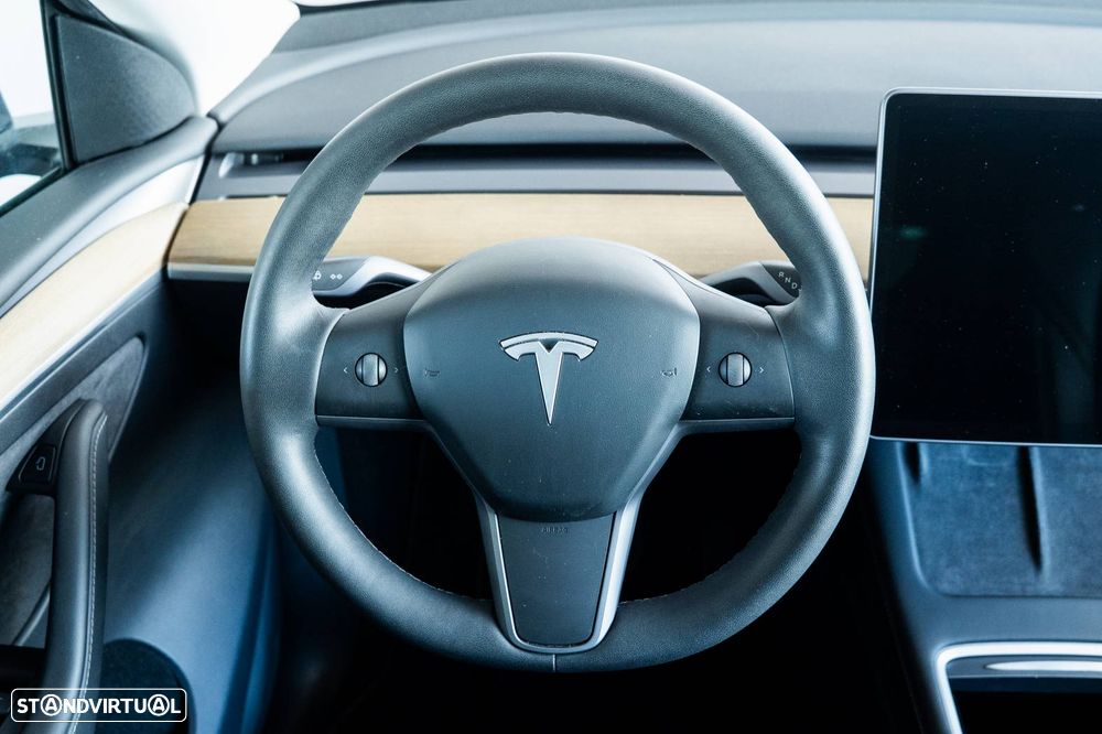 Tesla Model Y Long Range Tração Integral - 13