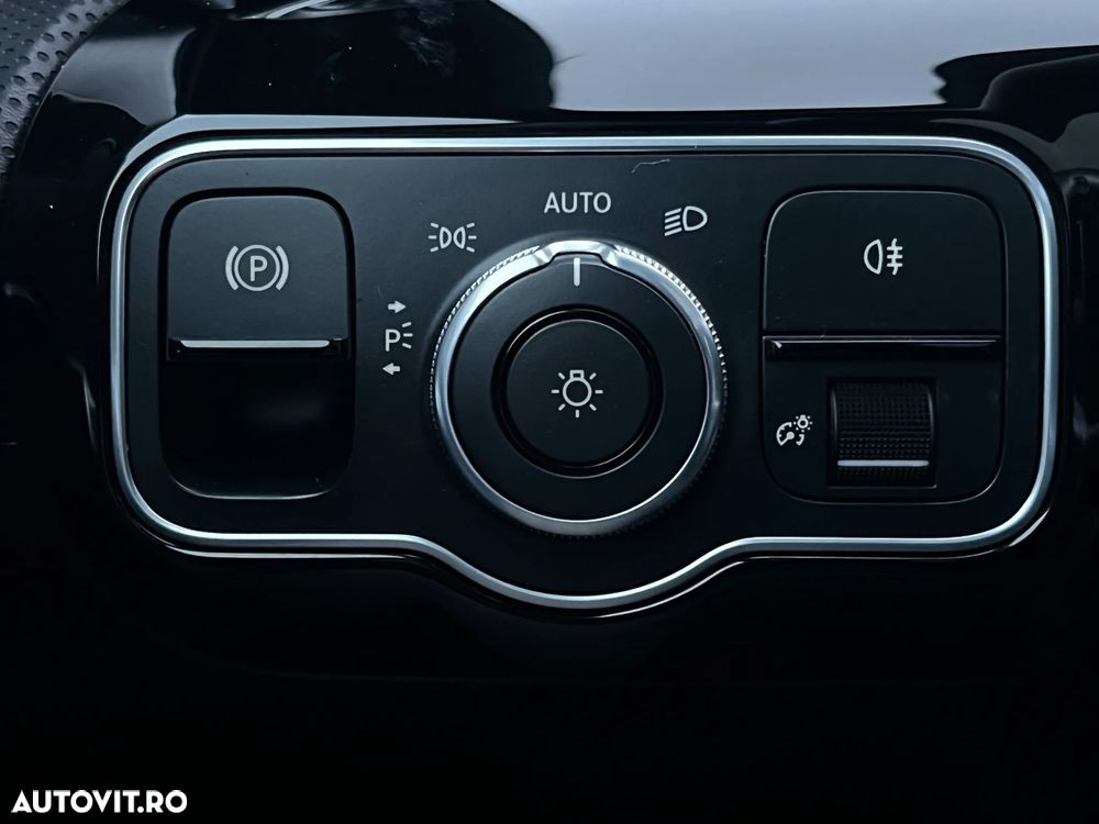 Mercedes-Benz A 250 e 8G-DCT - 20