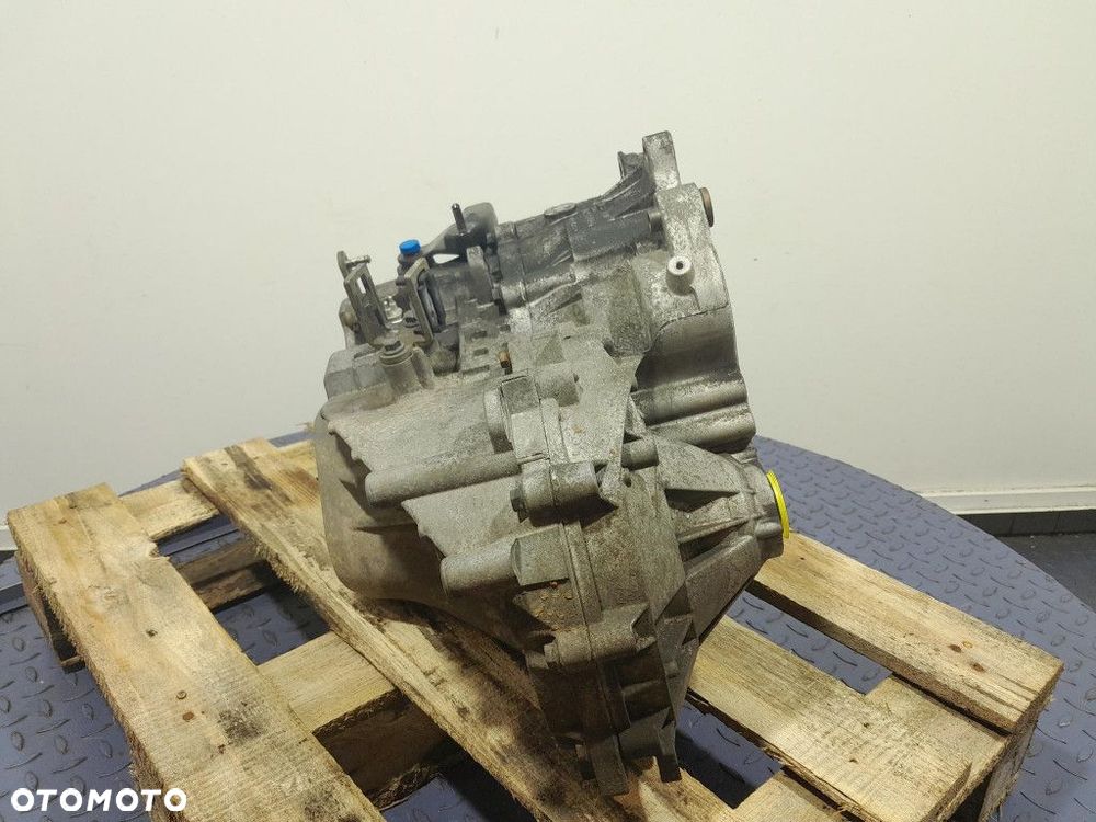 VOLVO S80 I 2.5 TDI 140 KM SKRZYNIA BIEGÓW MANUAL 5B 1023704 - 4