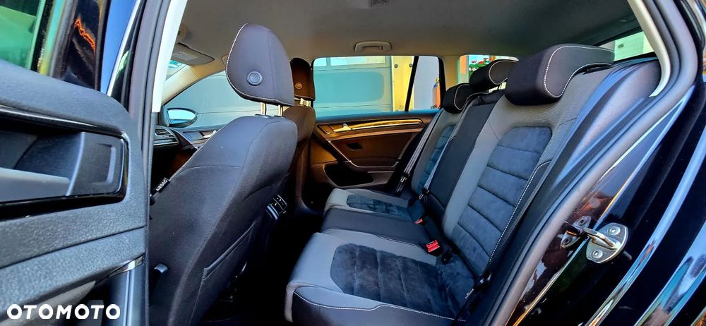 Volkswagen Golf Variant 1.6 TDI BlueMotion Technology Comfortline - 22