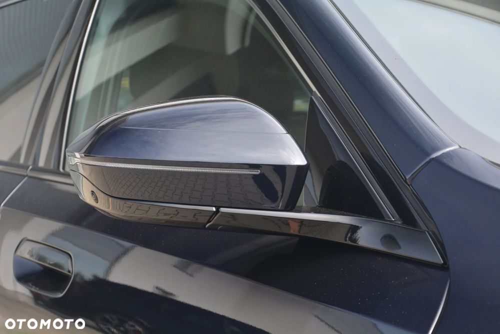 BMW Seria 5 - 25
