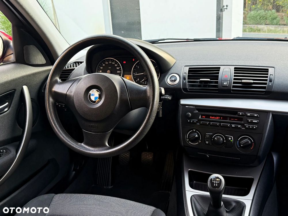 BMW Seria 1 - 27