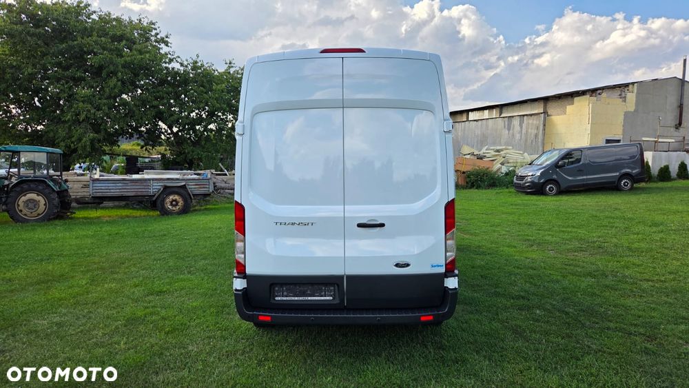 Ford Transit - 23