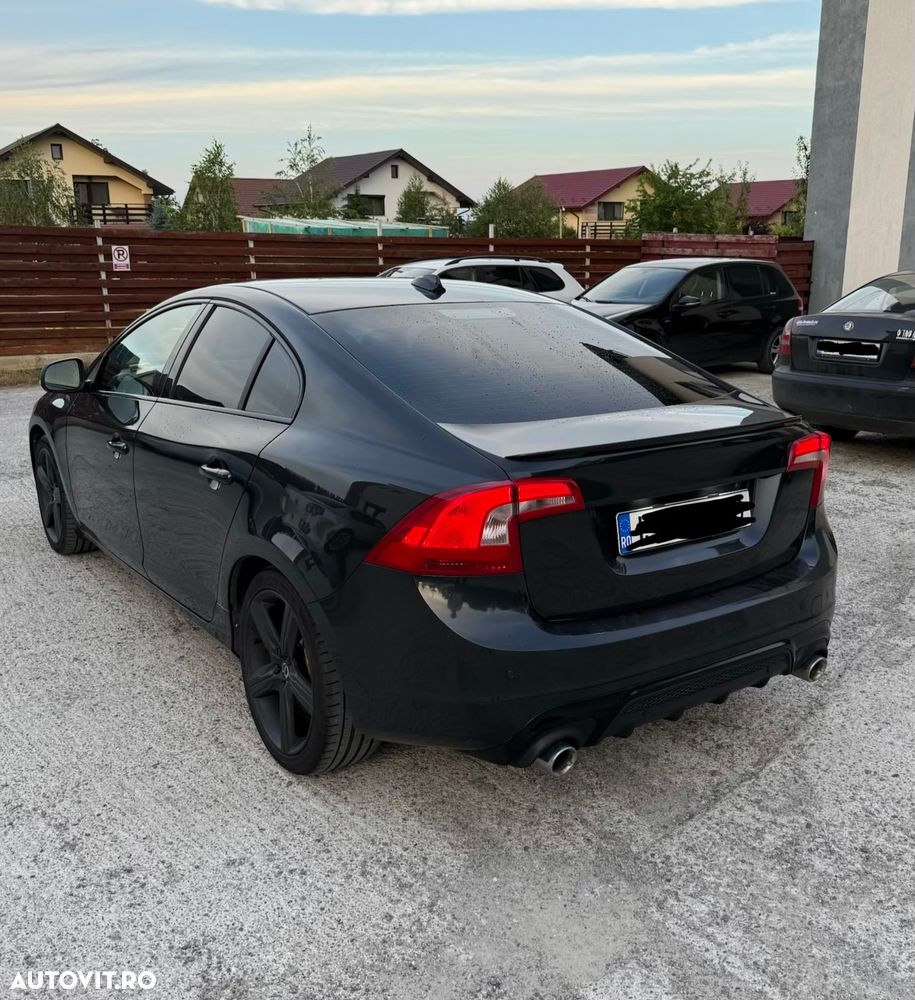 Volvo S60 D3 Geartronic RDesign - 6