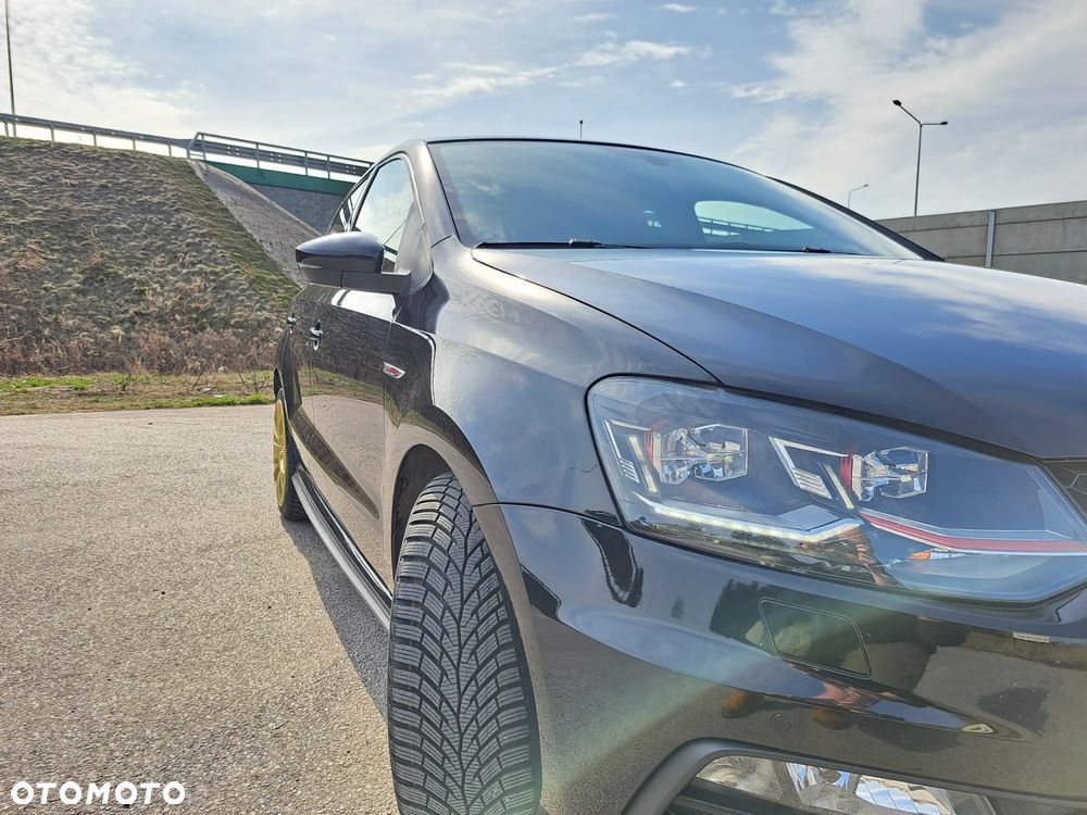 Volkswagen Polo - 10
