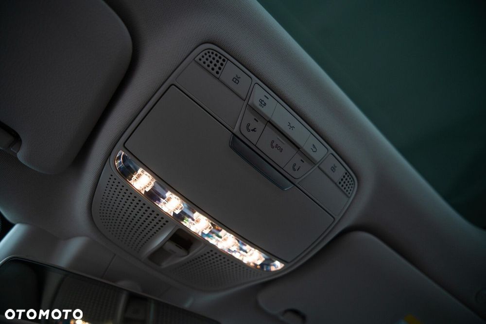 Mercedes-Benz Klasa E 400 Coupe 4-Matic 9G-TRONIC - 14