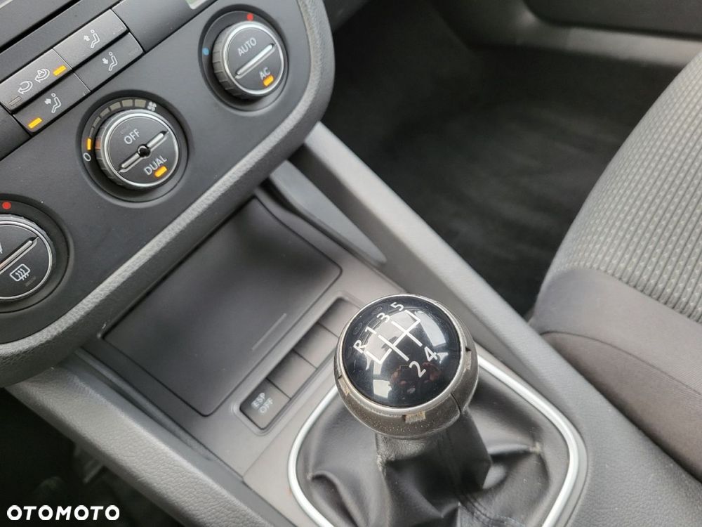 Volkswagen Golf - 14