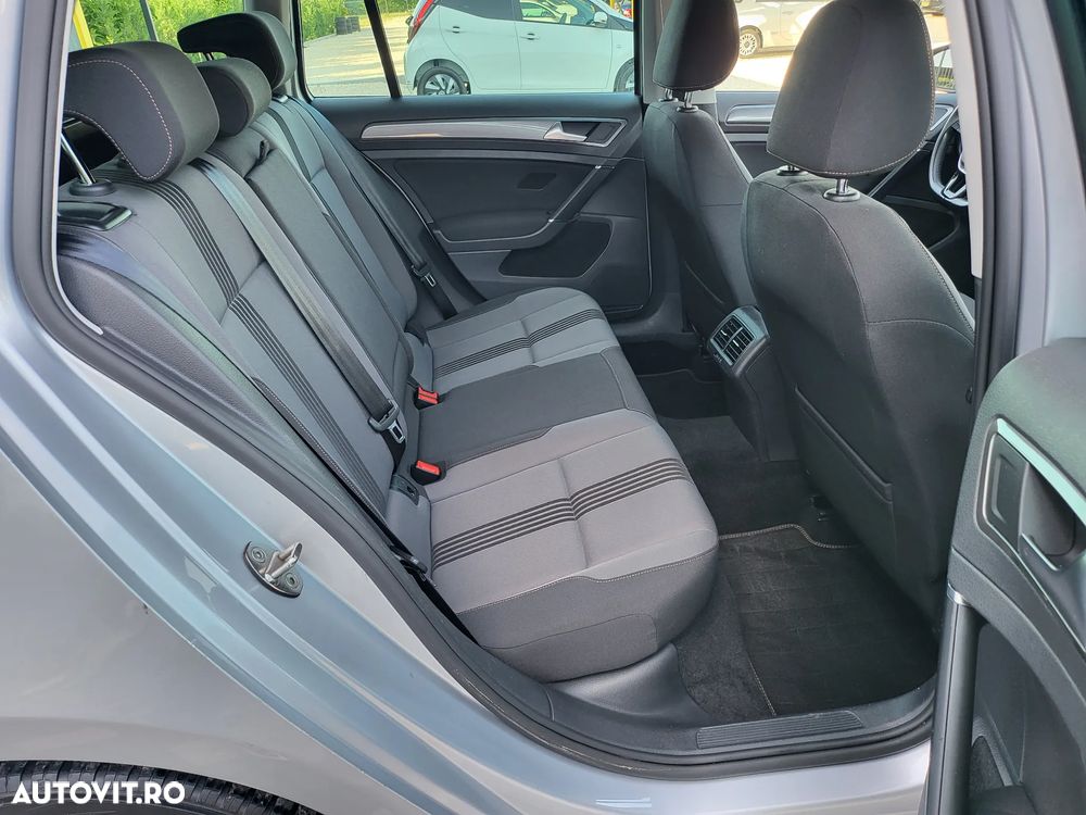 Volkswagen Golf 2.0 TDI BlueMotion Technology Allstar - 13