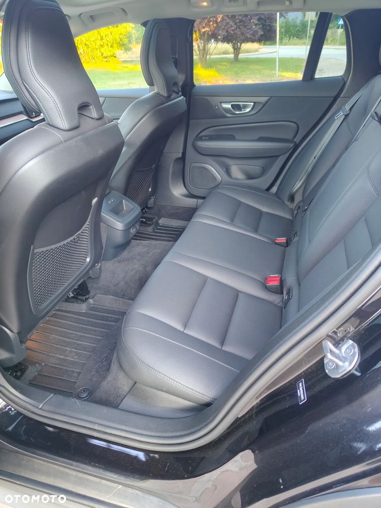 Volvo V60 B5 B AWD Inscription - 14