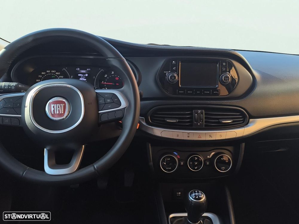 Fiat Tipo Station Wagon 1.3 M-Jet Lounge - 11
