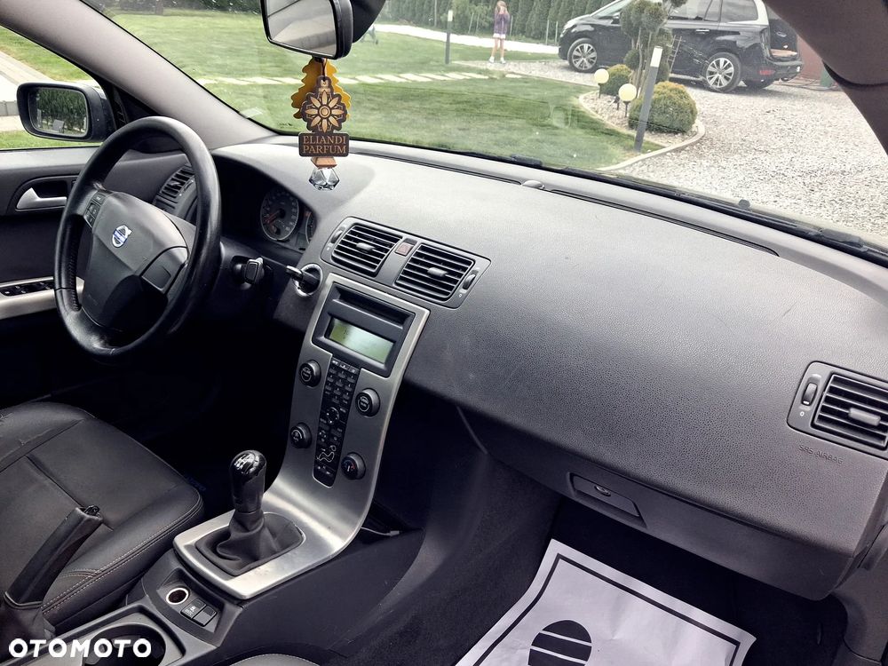 Volvo S40 1.8 Momentum - 22