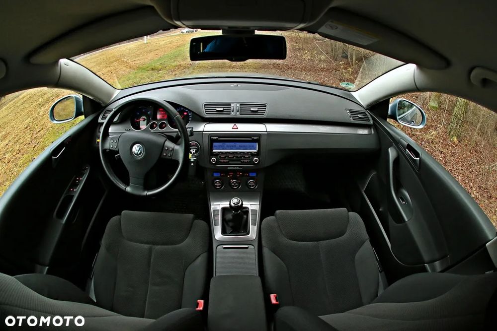 Volkswagen Passat Variant 1.9 TDI Individual Chrom dunkel - 10