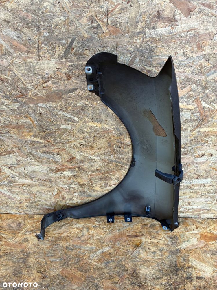 Audi A3 8P lift 06-09 kod lak. LZ7L BŁOTNIK PRZÓD PRZEDNI PRAWY - 9