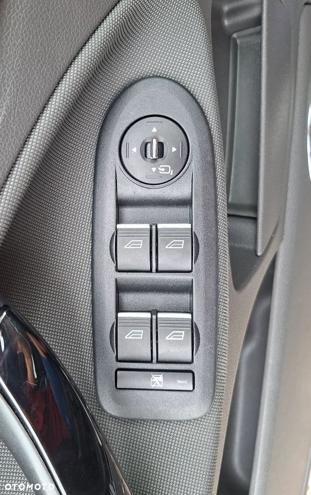 Ford Kuga 2.0 TDCi Titanium S - 26