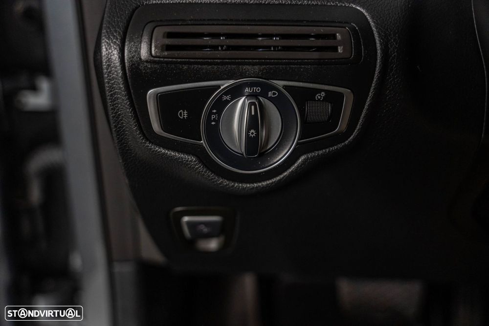 Mercedes-Benz GLC 300 e 4Matic - 37