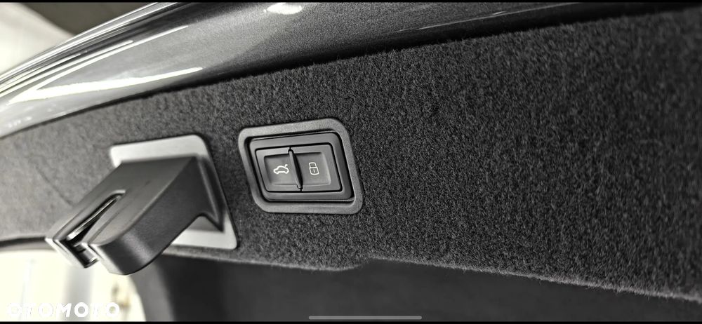 Audi S8 - 3