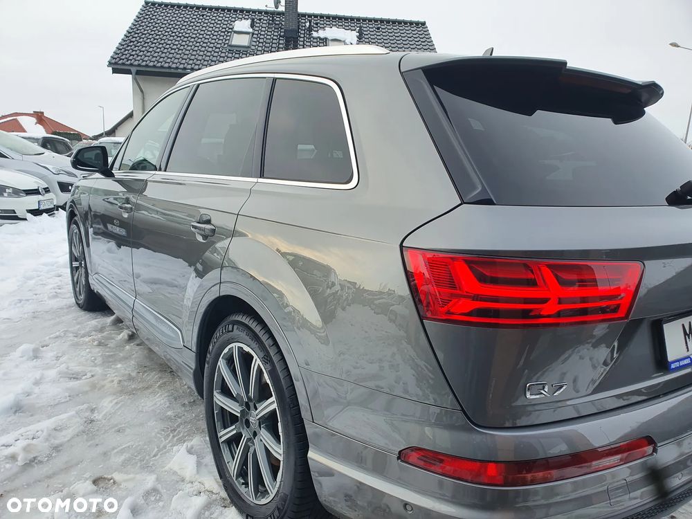 Audi Q7 - 6