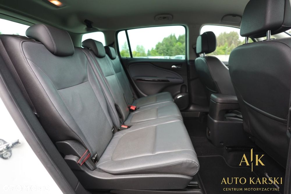 Opel Zafira - 34