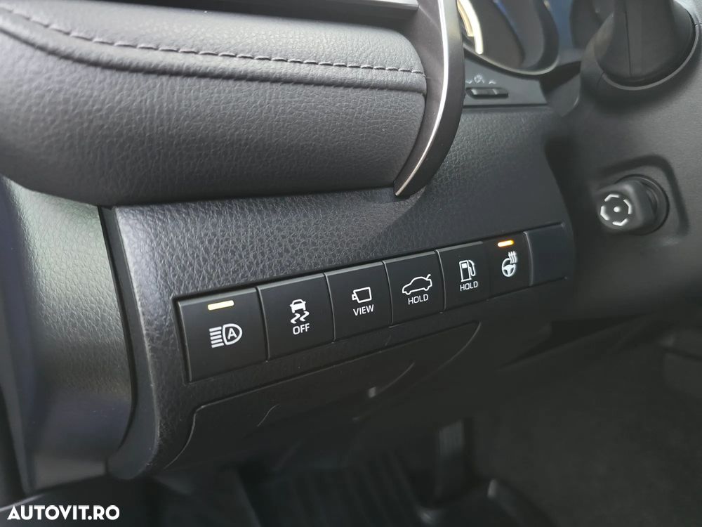 Toyota Camry 2.5 Hybrid Exclusive - 11