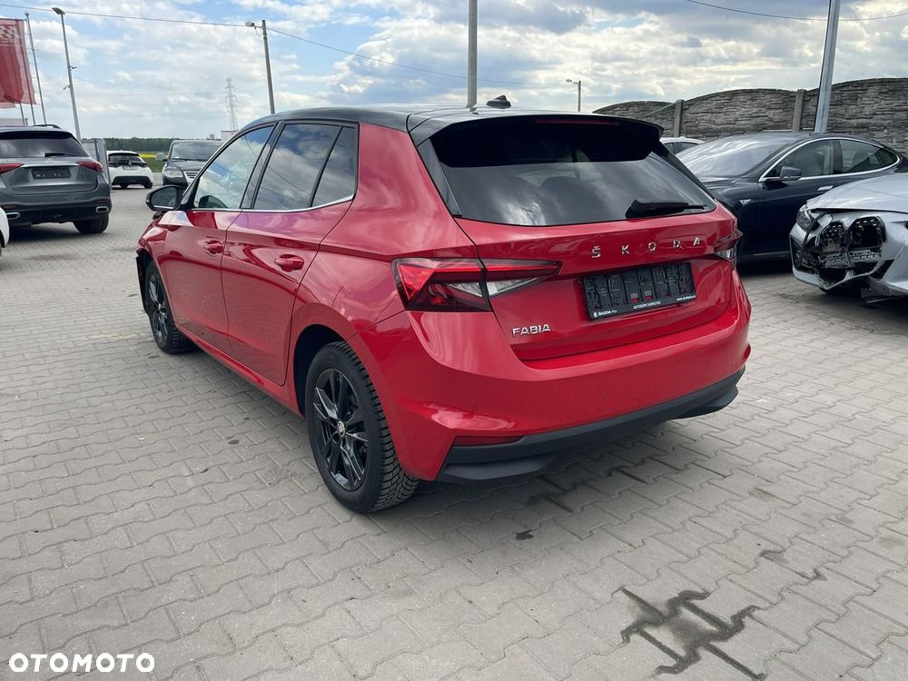Skoda Fabia 1.0 TSI DSG Style - 4