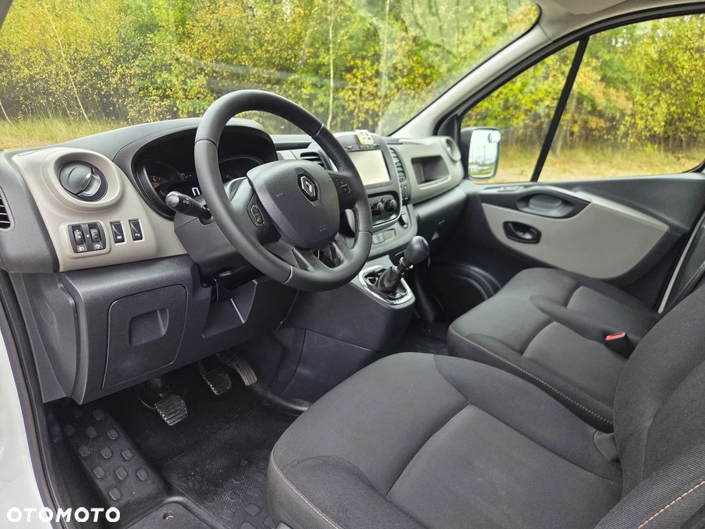 Renault Trafic - 21