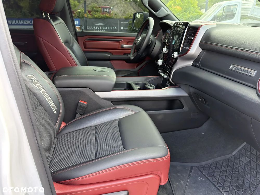 RAM 1500 5.7 Crew Cab Rebel - 12